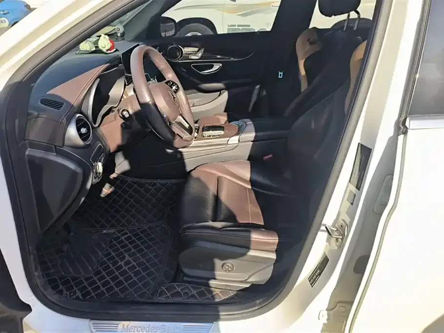 Mercedes-Benz GLC 2022 из CN, фото 3