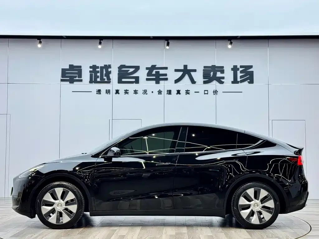 Tesla Model Y 2023 из CN, фото 4