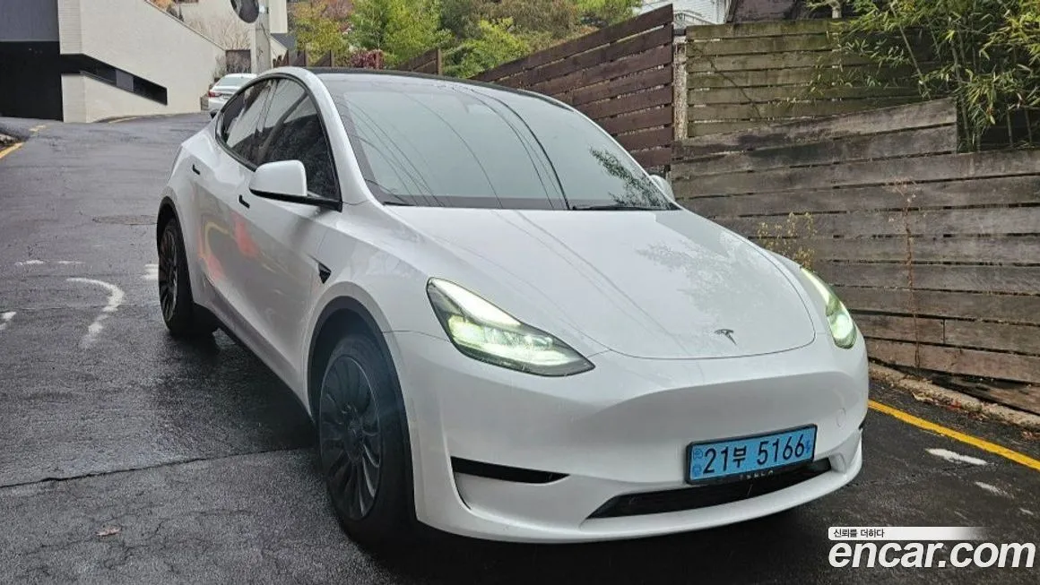 Tesla Model Y 2023 из KR, фото 4