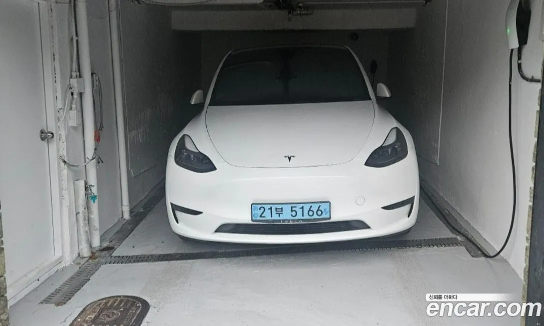 Tesla Model Y 2023 из KR, фото 1