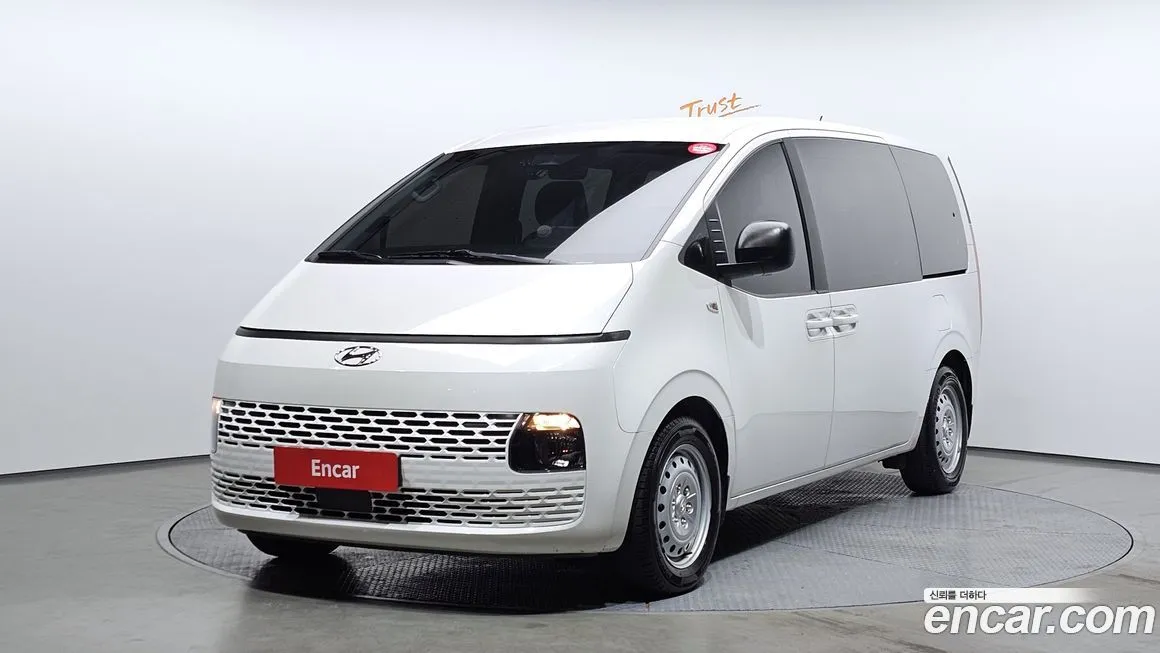 Hyundai Staria 2022 из KR, фото 1