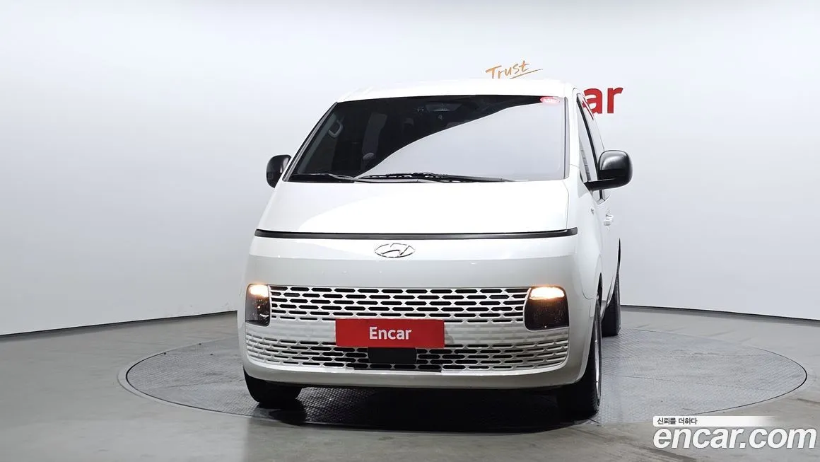 Hyundai Staria 2022 из KR, фото 3