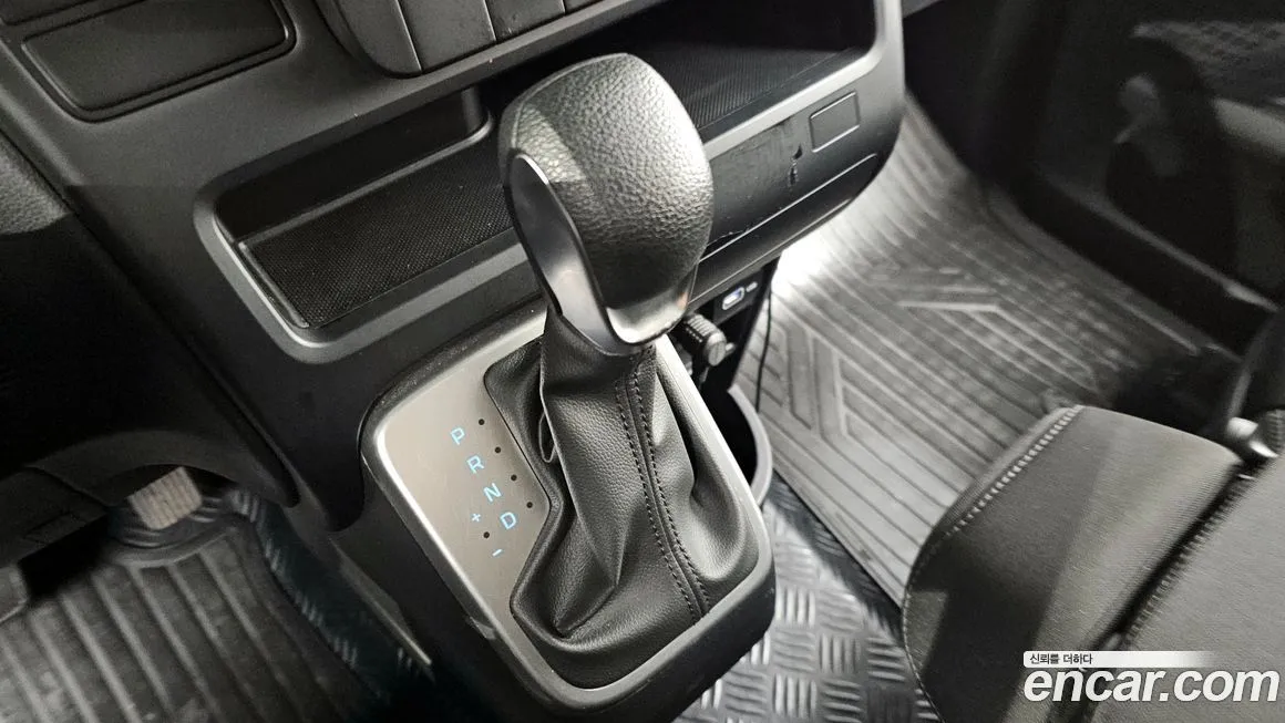 Hyundai Staria 2022 из KR, фото 8