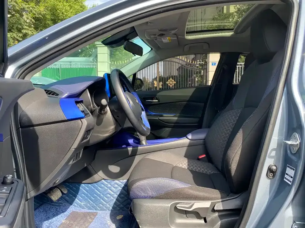 Toyota C-HR 2021 из CN, фото 5