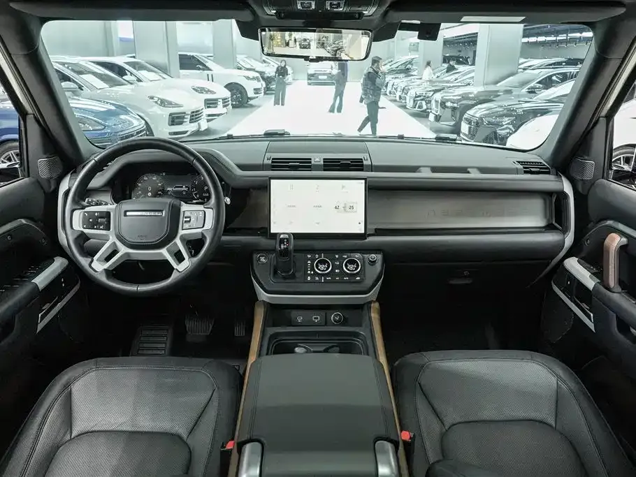 Land Rover Defender 2023 из CN, фото 8
