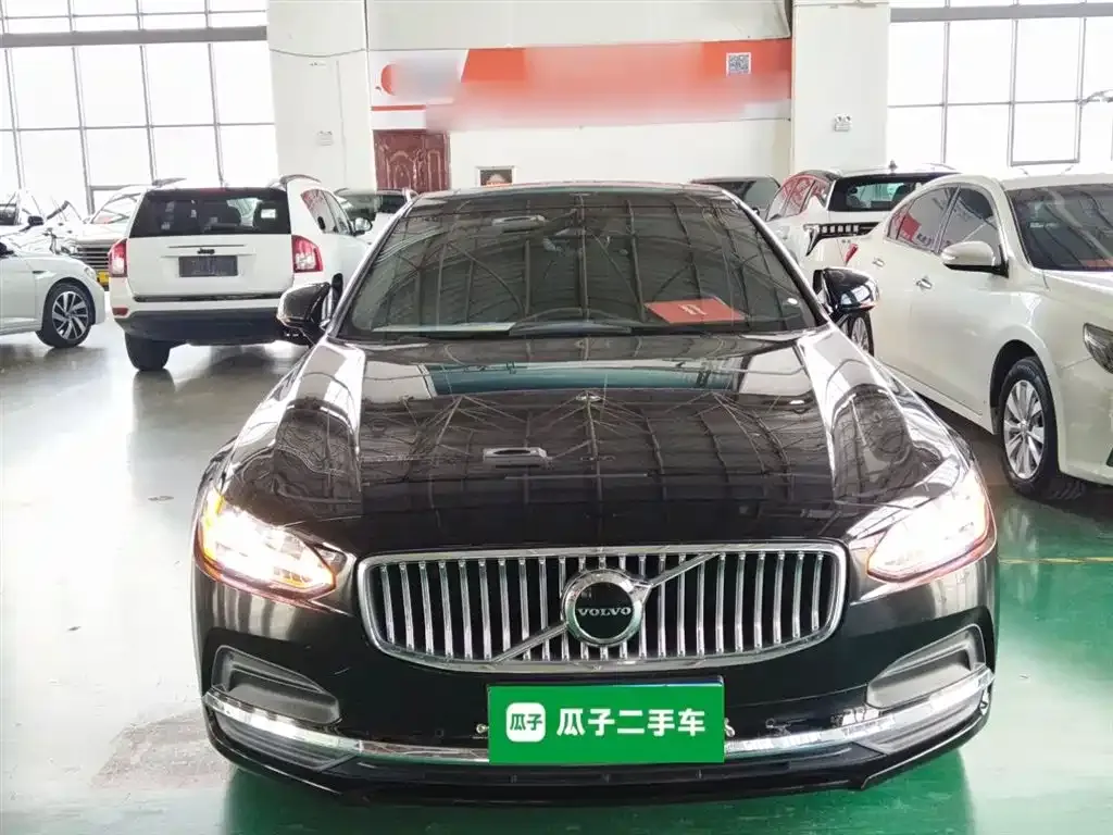 Volvo S90 2024 из CN, фото 2
