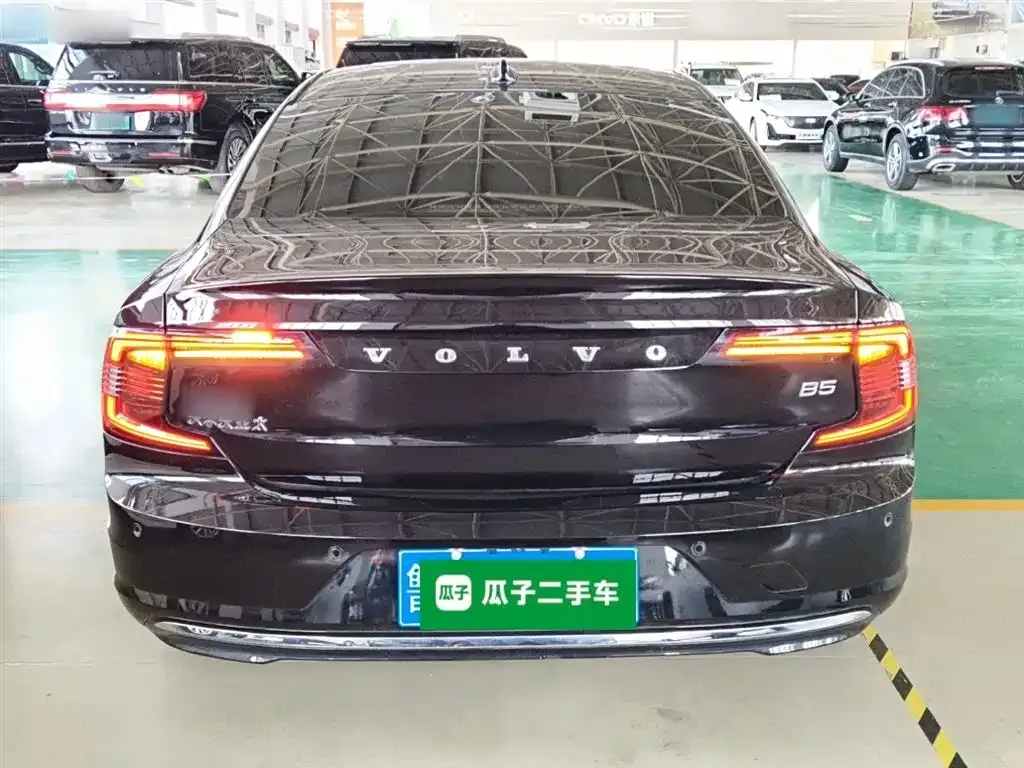 Volvo S90 2024 из CN, фото 3