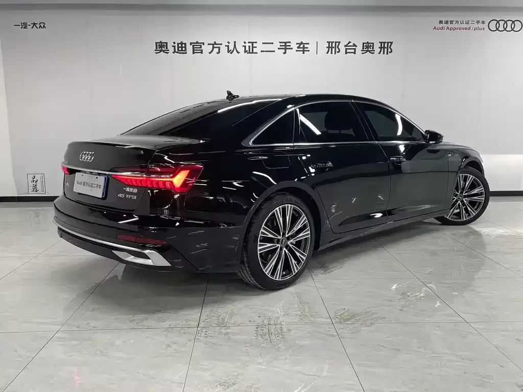 Audi A6L 2025 из CN, фото 7