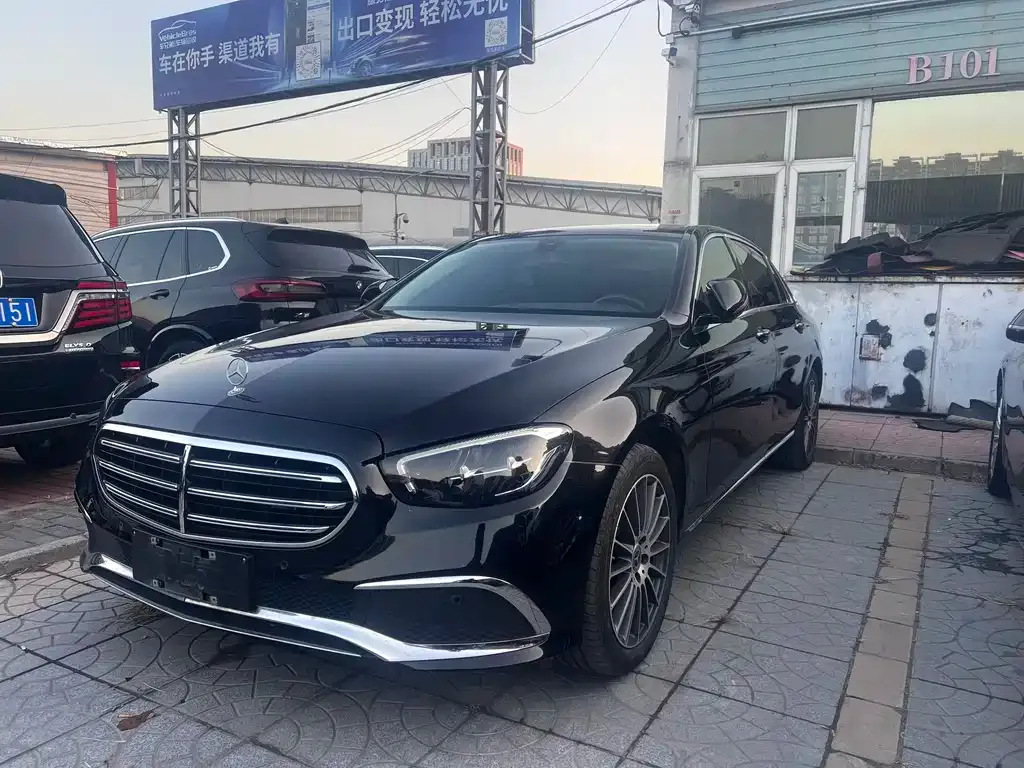 Mercedes-Benz E-Class 2023 из CN, фото 1
