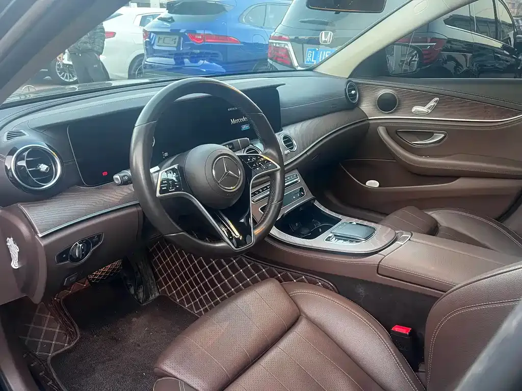 Mercedes-Benz E-Class 2023 из CN, фото 7