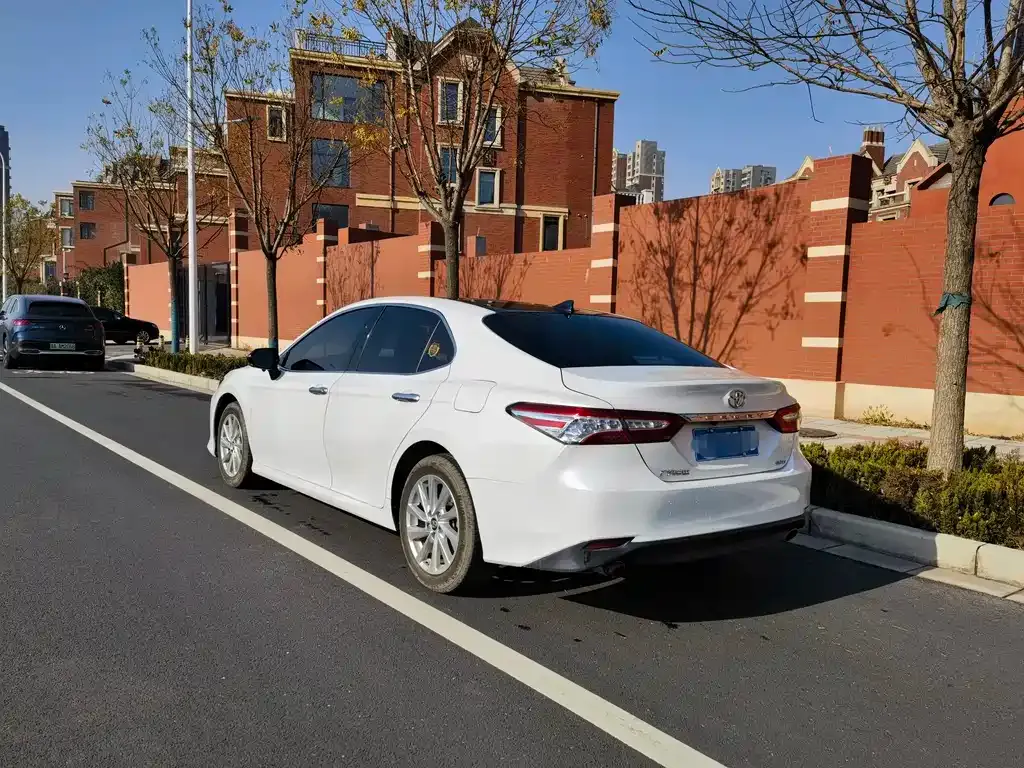 Toyota Camry 2023 из CN, фото 6