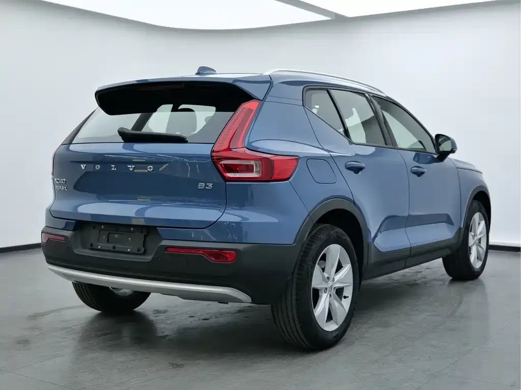 Volvo XC40 2023 из CN, фото 8