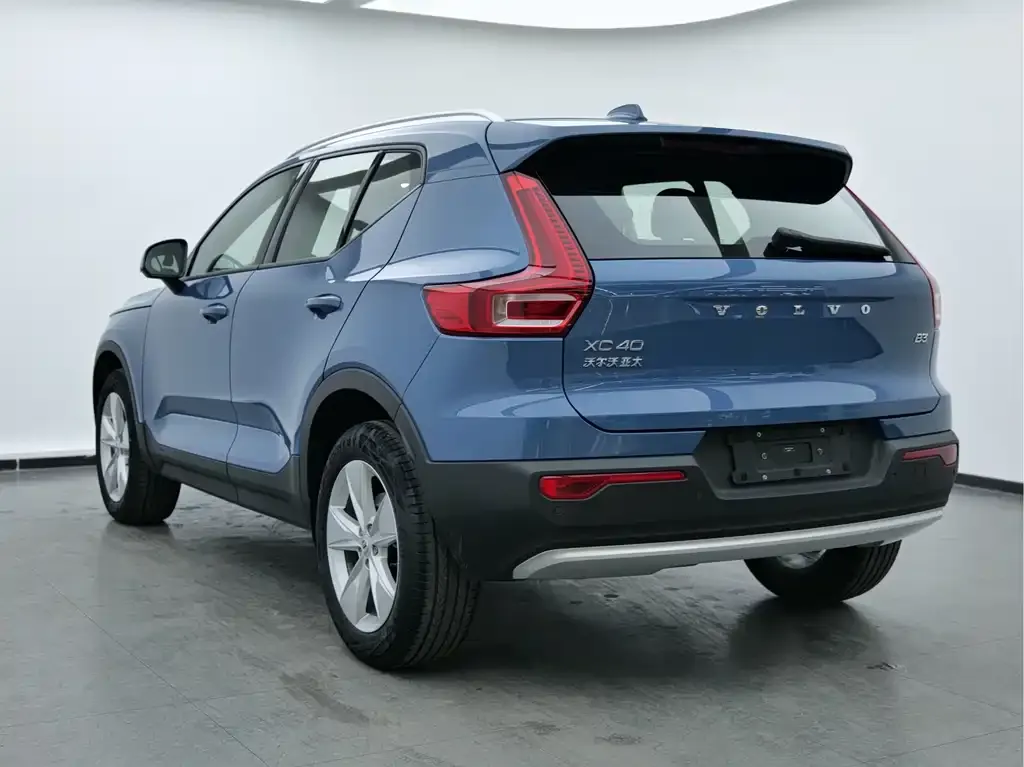Volvo XC40 2023 из CN, фото 5
