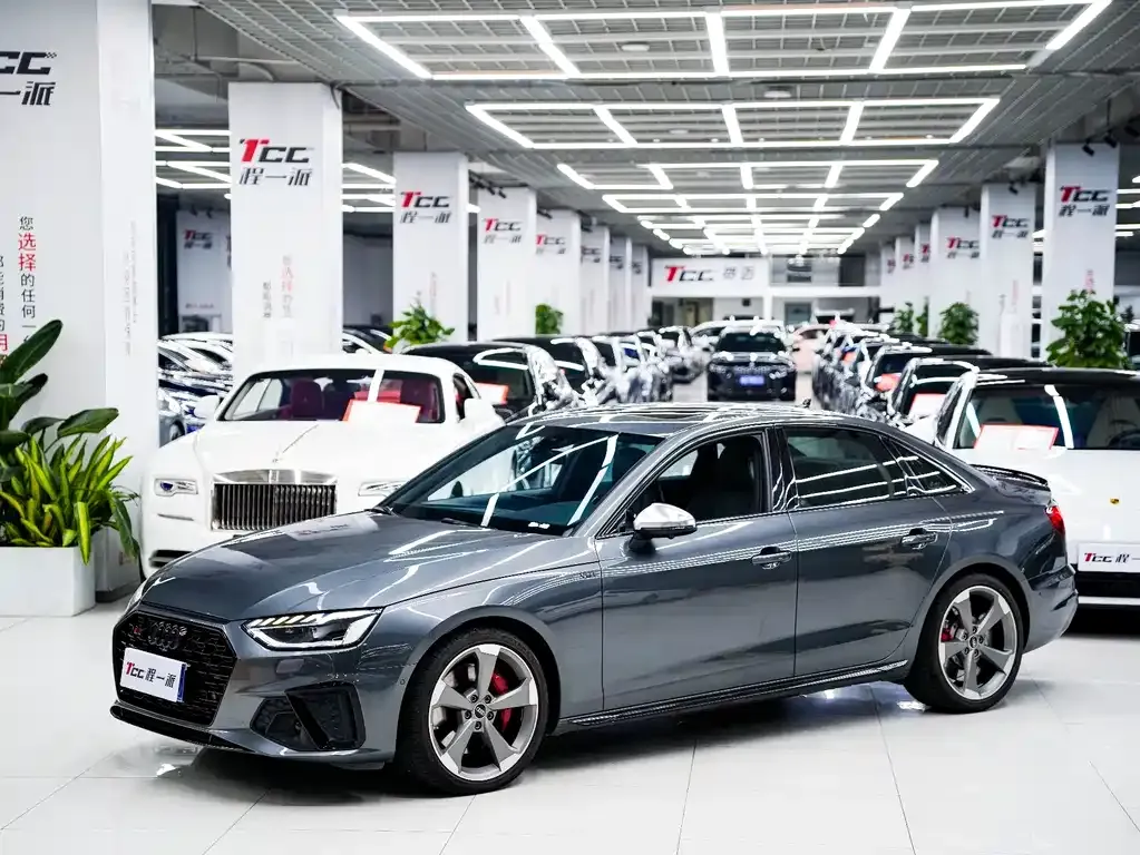Audi S4 2021 из CN, фото 1