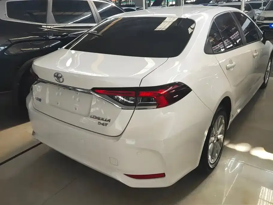 Toyota Corolla 2022 из CN, фото 8