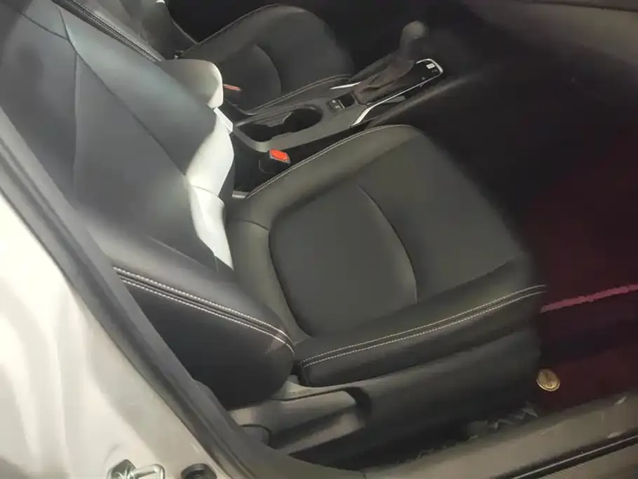 Toyota Corolla 2022 из CN, фото 2