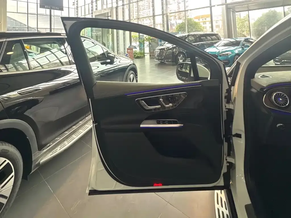 Mercedes-Benz EQE SUV 2025 из CN, фото 9