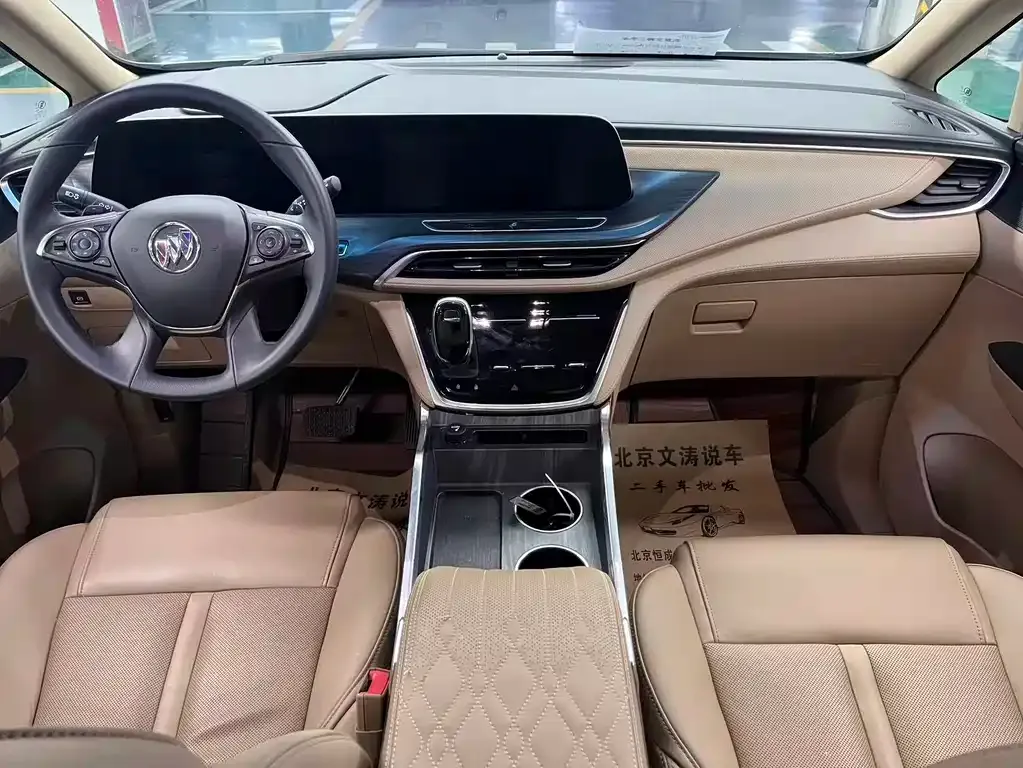 Buick GL8 2021 из CN, фото 2