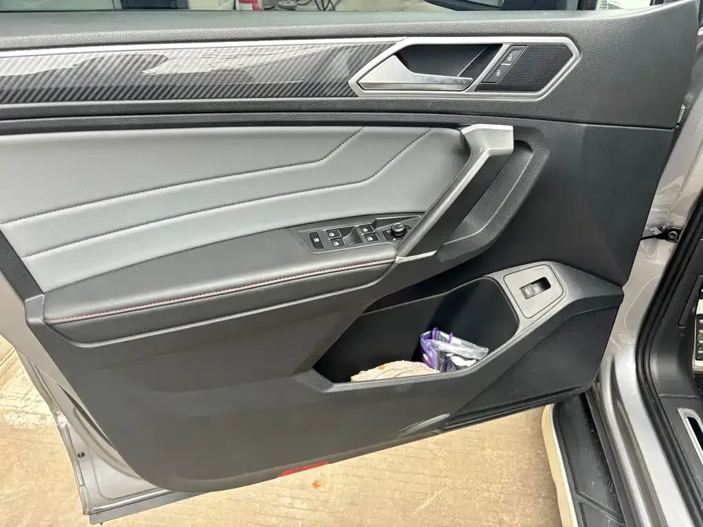 Volkswagen Tiguan L 2022 из CN, фото 9