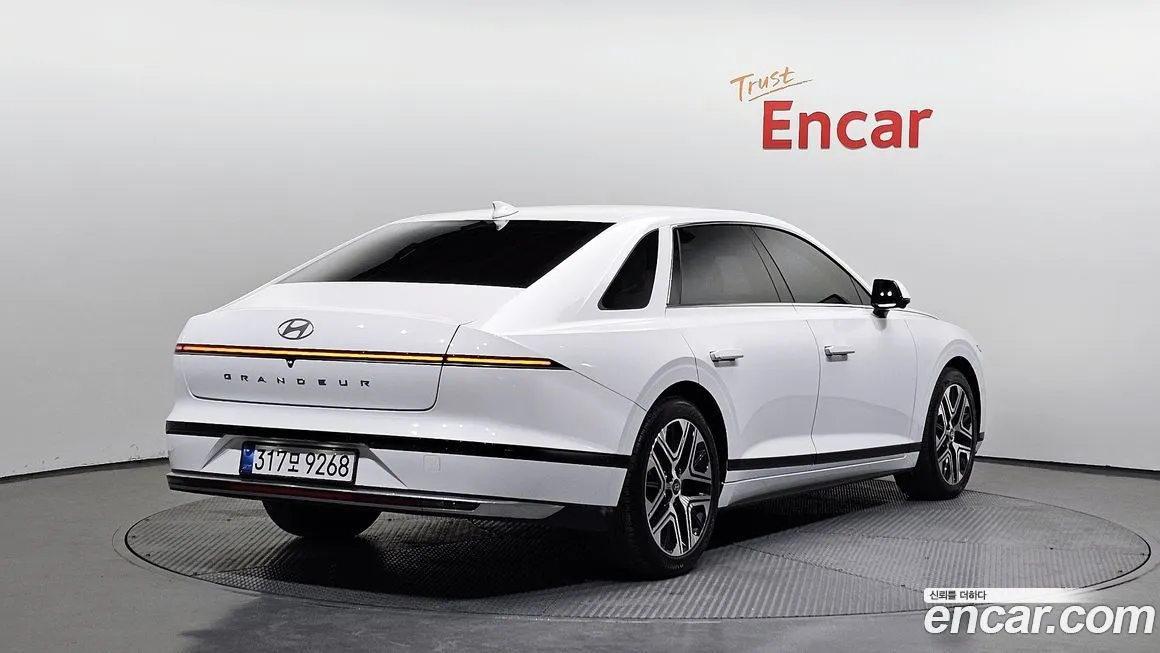Hyundai Grandeur 2023 из KR, фото 2