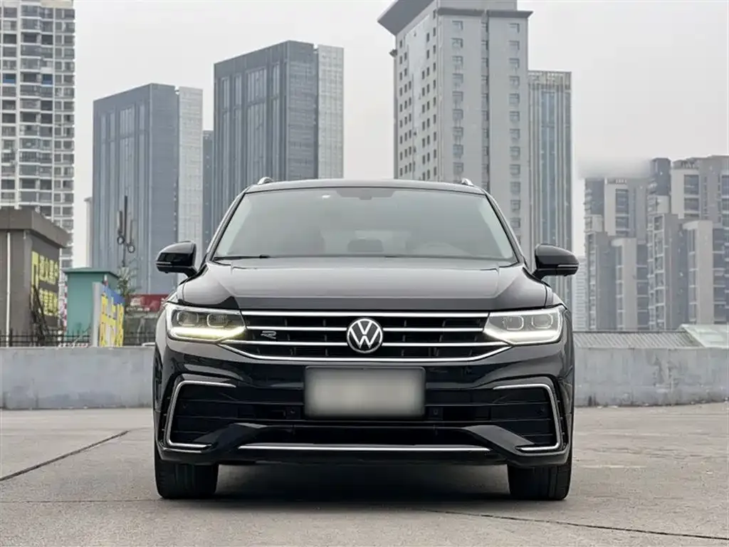 Volkswagen Tiguan L 2021 из CN, фото 3
