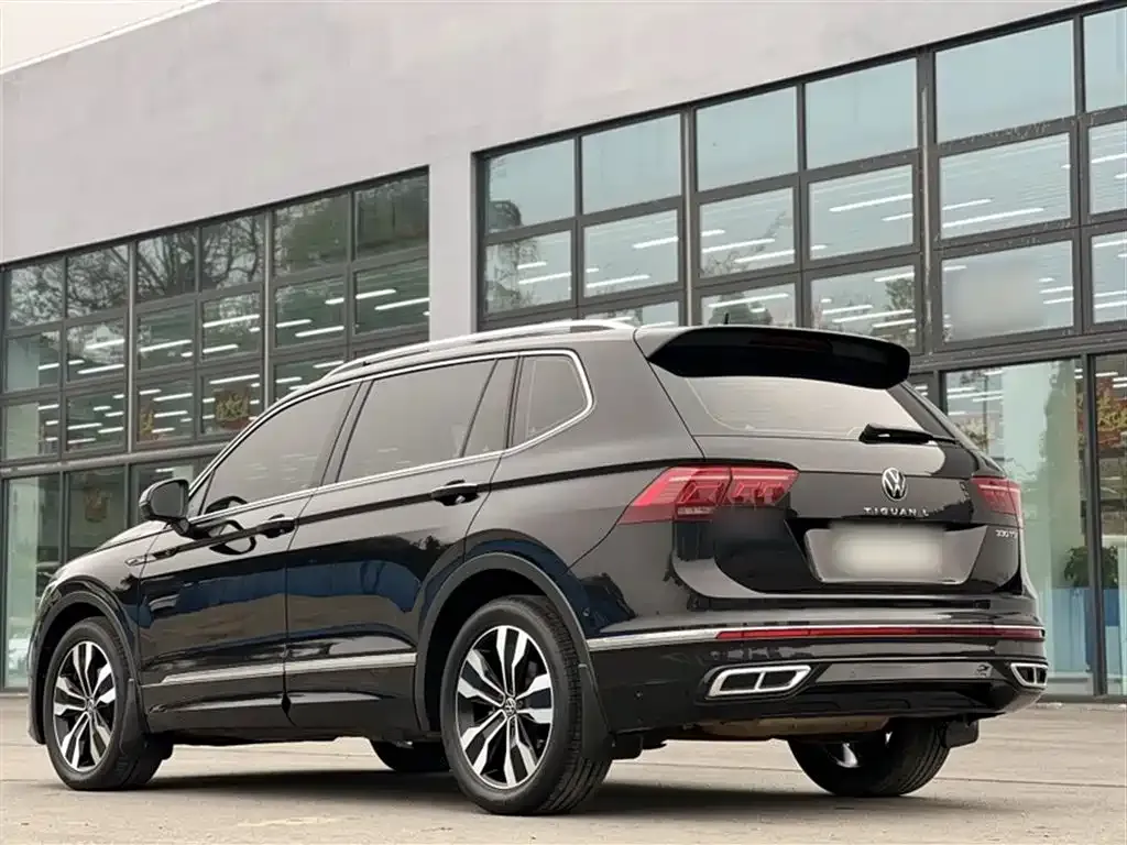 Volkswagen Tiguan L 2021 из CN, фото 5