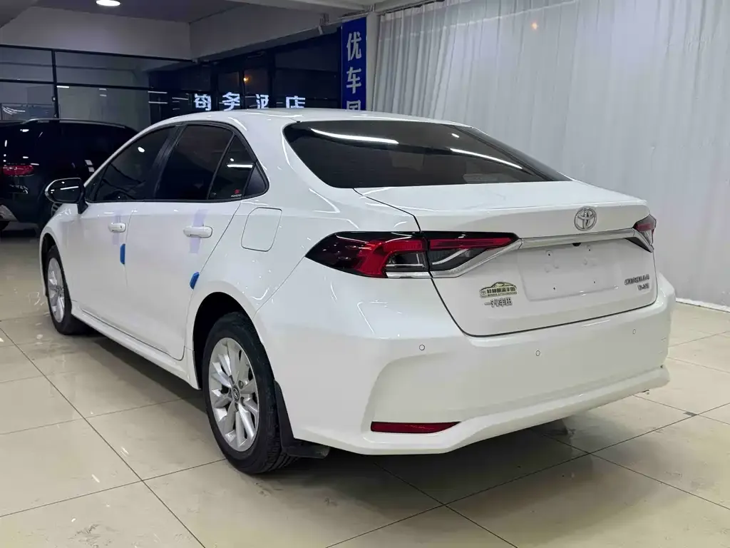 Toyota Corolla 2021 из CN, фото 2