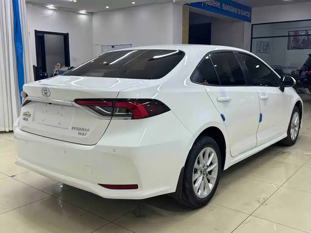 Toyota Corolla 2021 из CN, фото 9