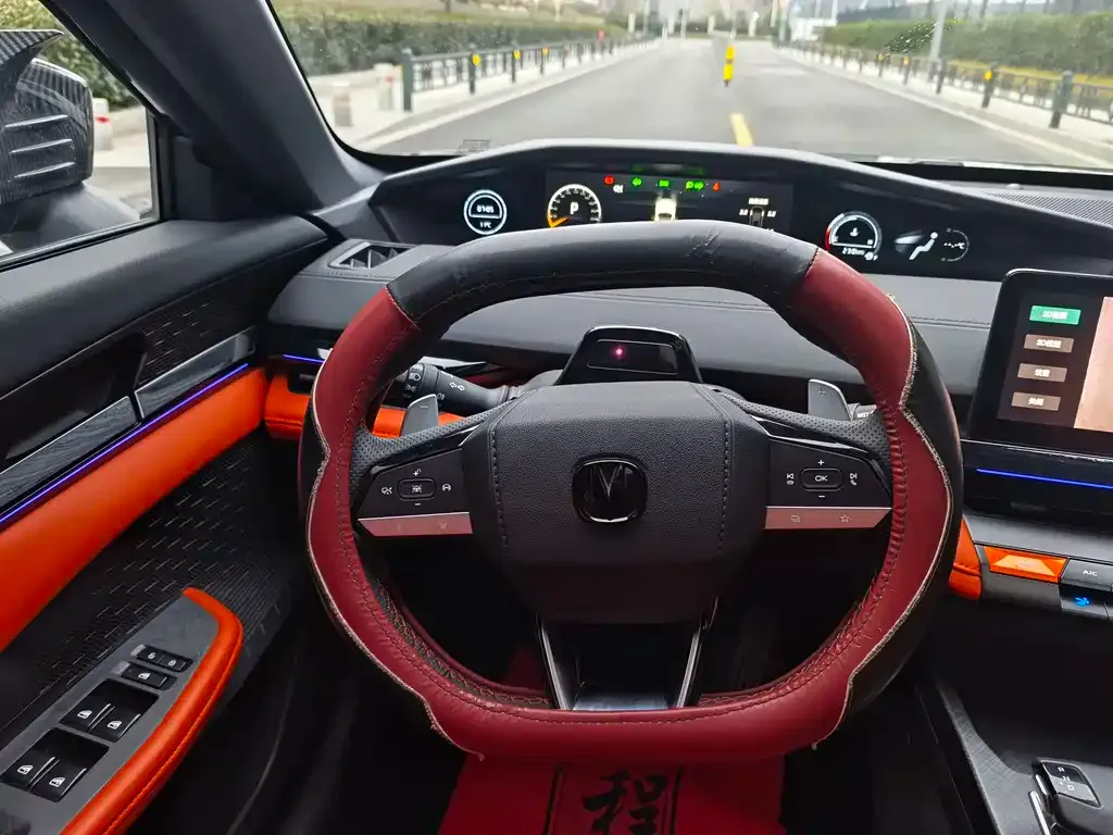 Changan UNI-V 2023 из CN, фото 5