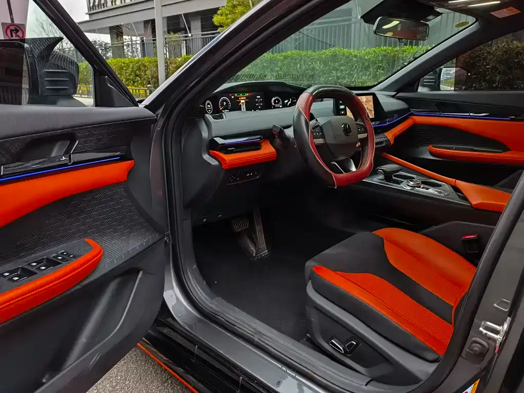 Changan UNI-V 2023 из CN, фото 7