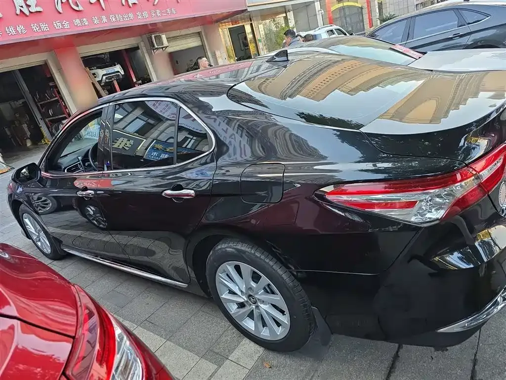 Toyota Camry 2023 из CN, фото 4