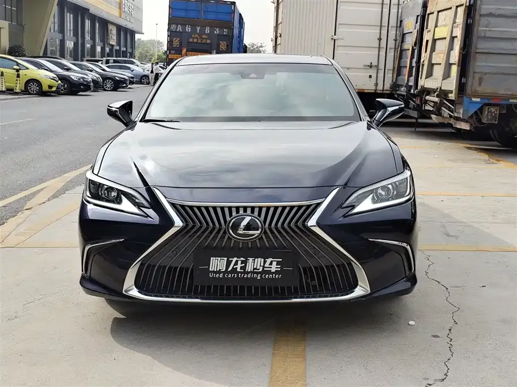 Lexus ES 2021 из CN, фото 6
