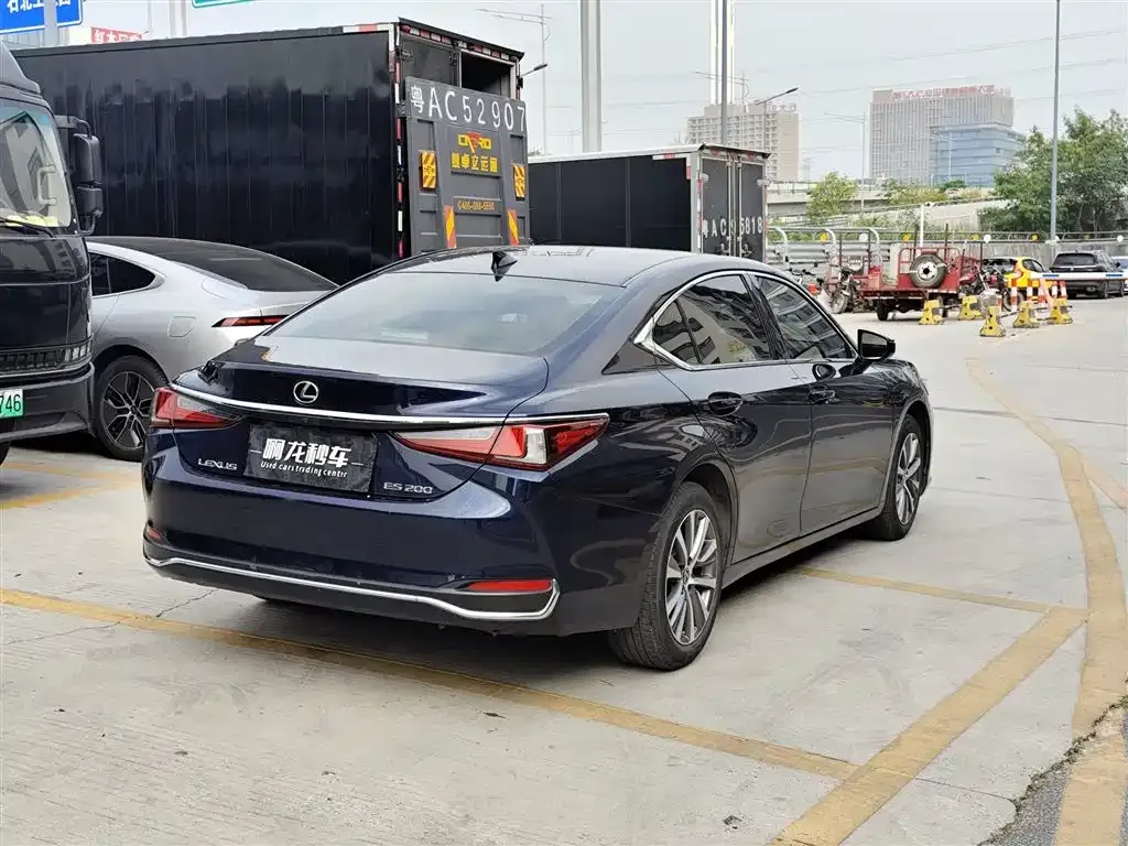 Lexus ES 2021 из CN, фото 4