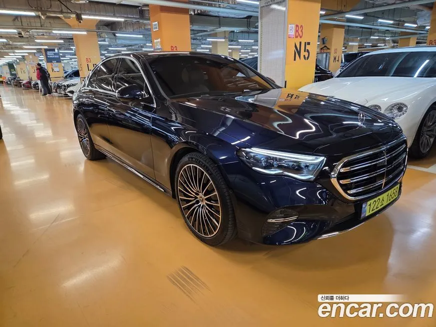 Mercedes-Benz E-Class 2025 из KR, фото 2