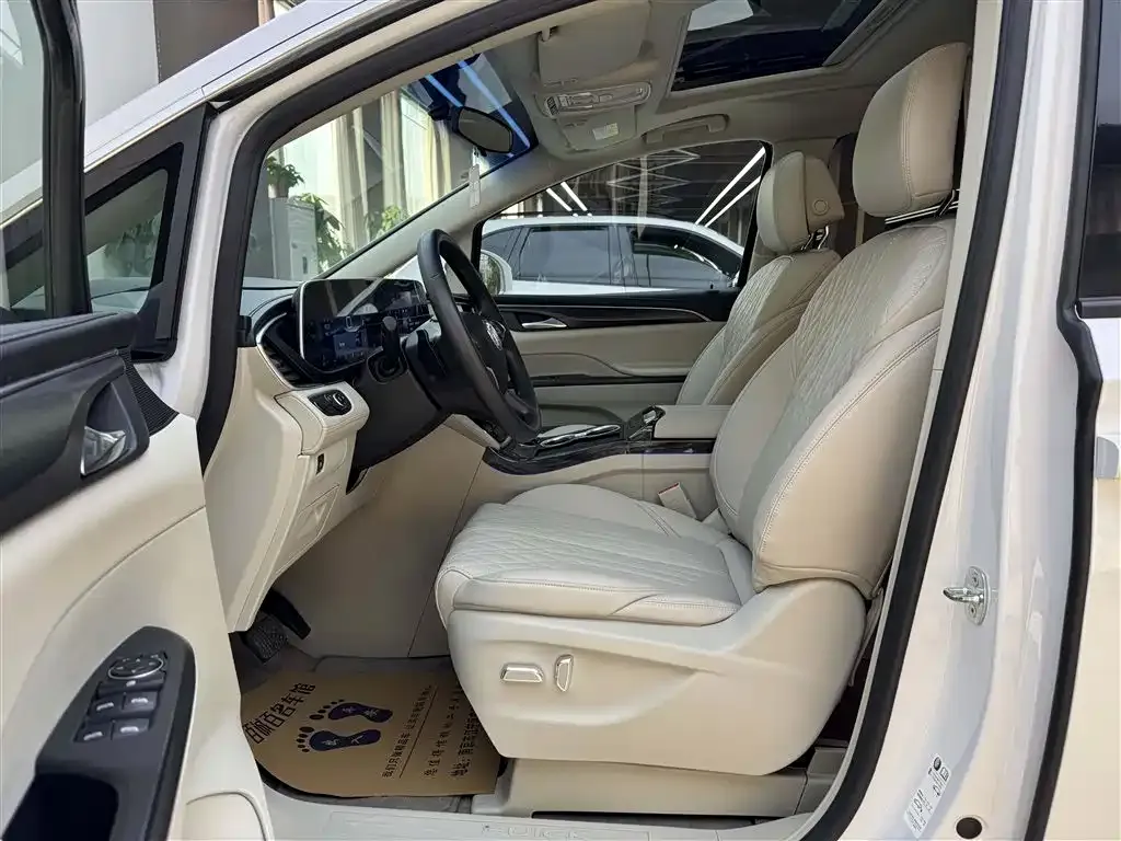 Buick GL8 2023 из CN, фото 8