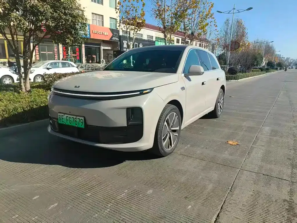 Li Auto L6 2024 из CN, фото 1