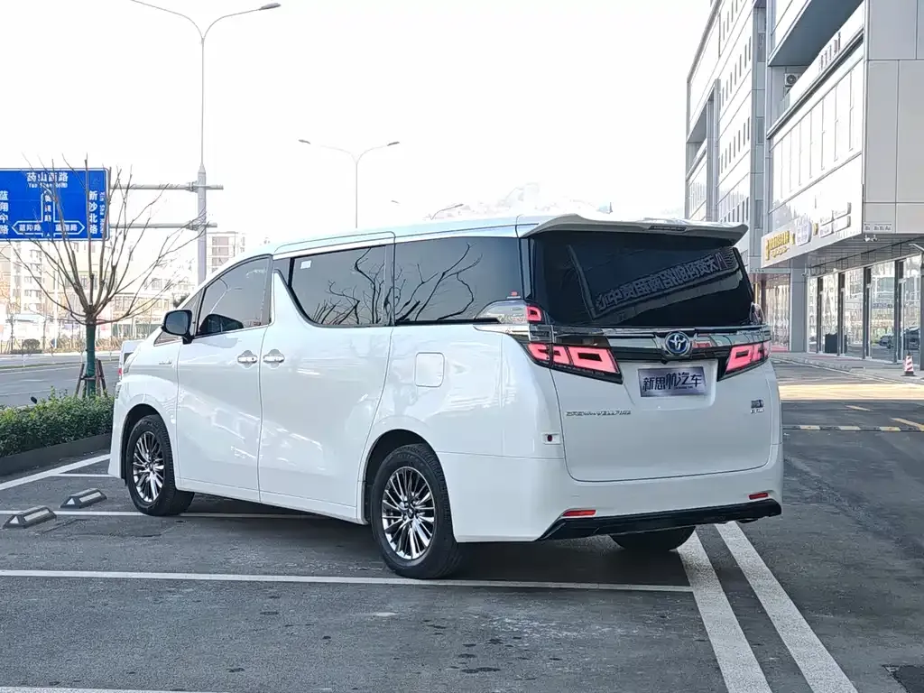 Toyota Vellfire 2021 из CN, фото 6