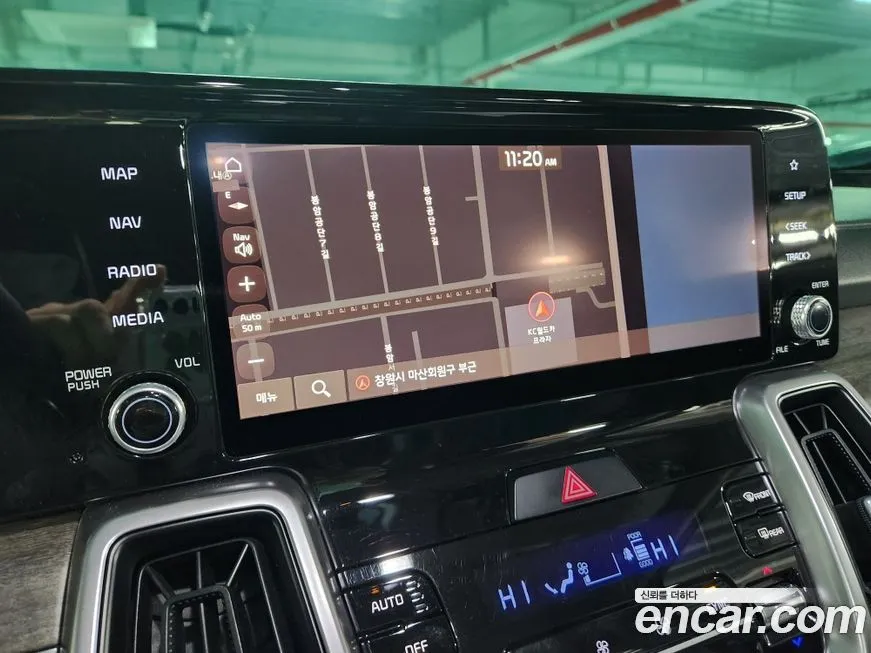 Kia Sorento — фото 9