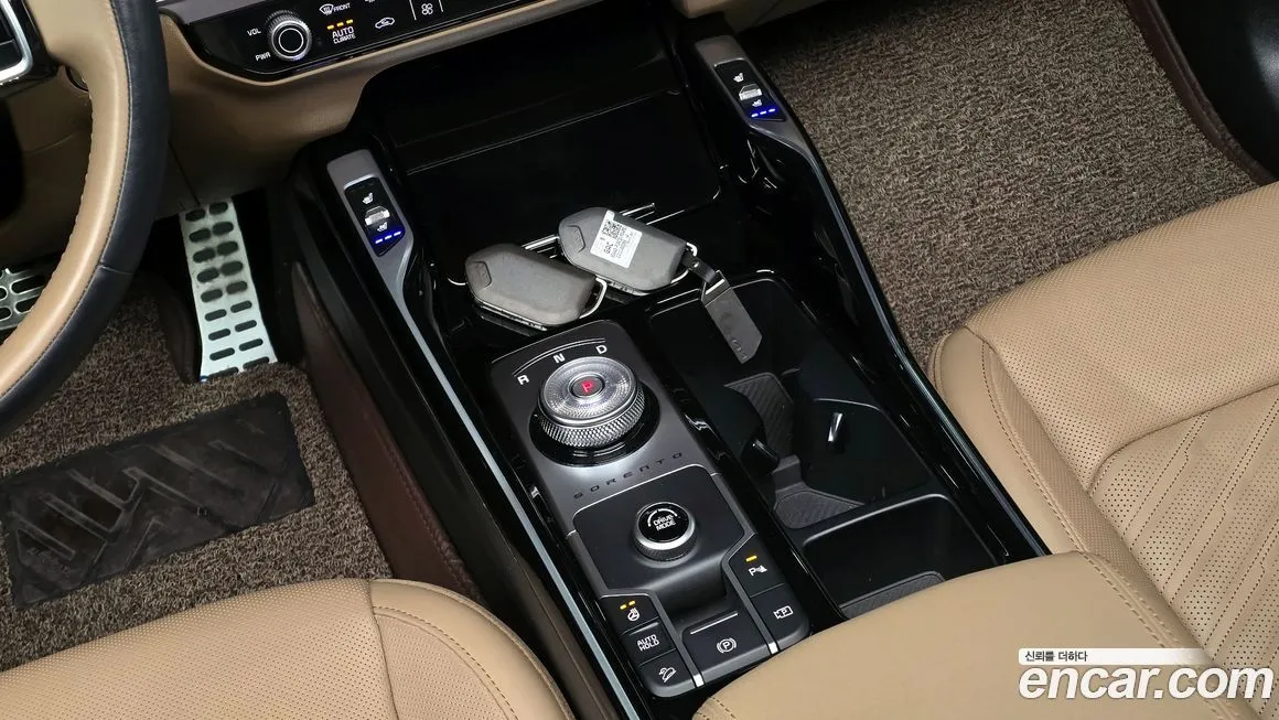 Kia Sorento — фото 9