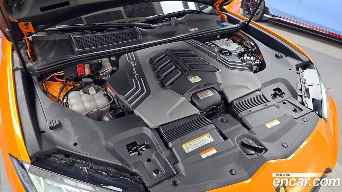 Lamborghini Urus 2024 из KR, фото 8