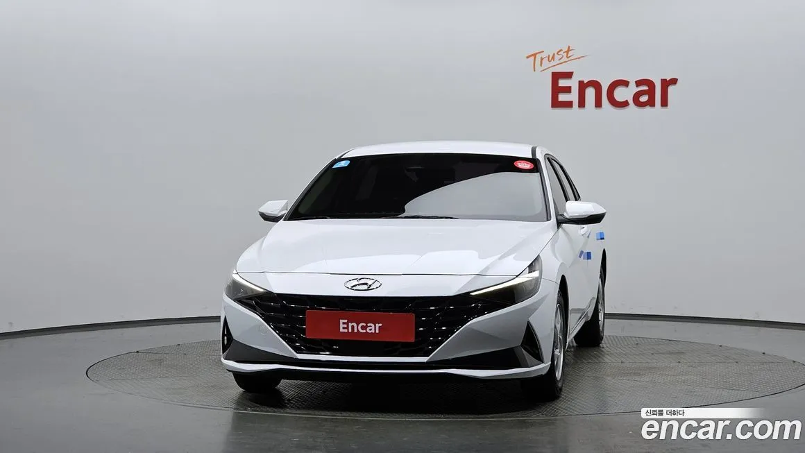 Hyundai AVANTE — фото 2
