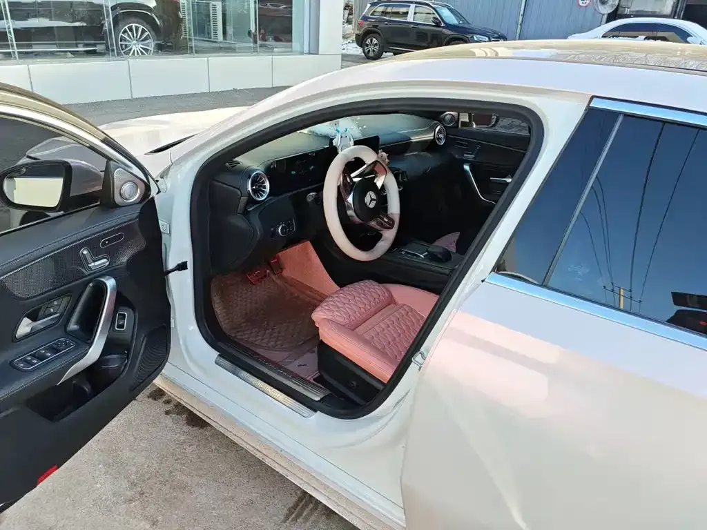 Mercedes-Benz A-Class 2021 из CN, фото 7