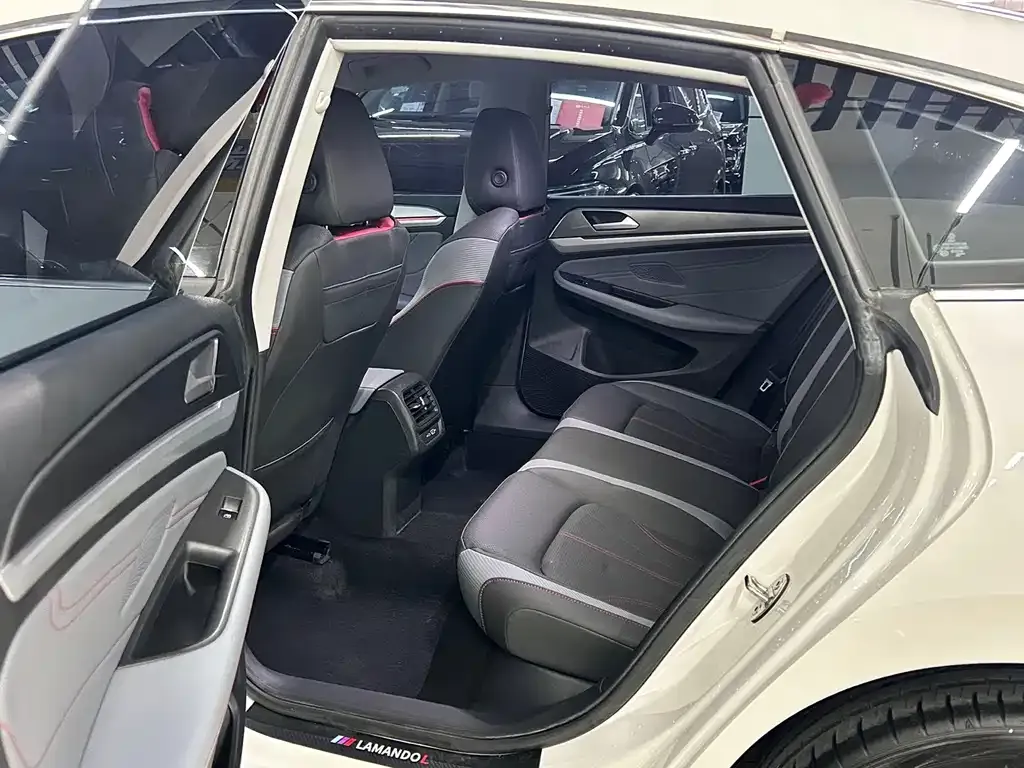 Volkswagen Lamando 2022 из CN, фото 9