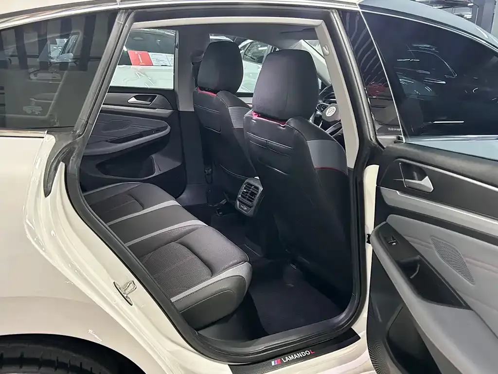 Volkswagen Lamando 2022 из CN, фото 6