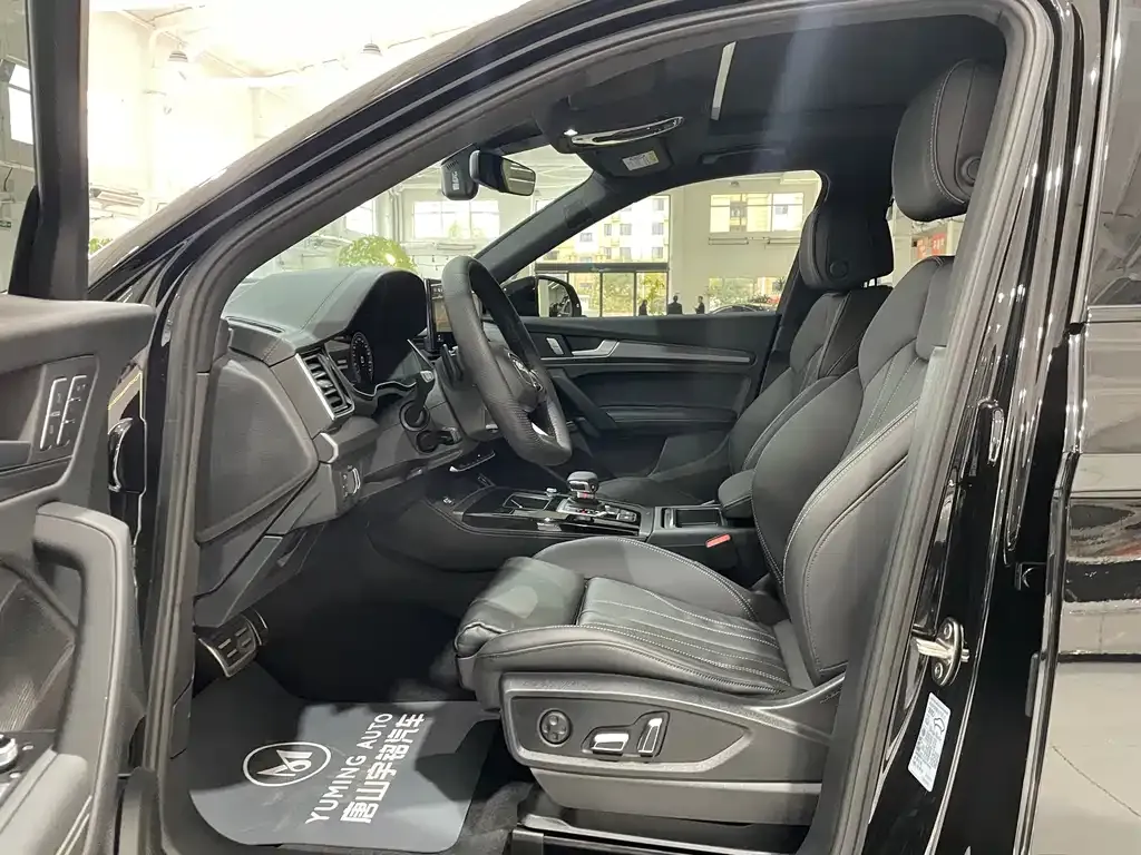 Audi Q5L 2024 из CN, фото 6