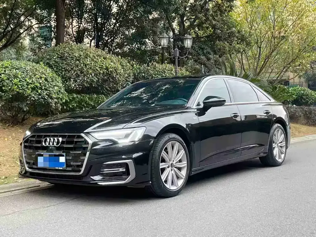 Audi A6L 2023 из CN, фото 1