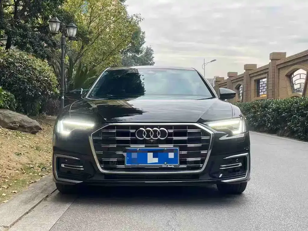 Audi A6L 2023 из CN, фото 3