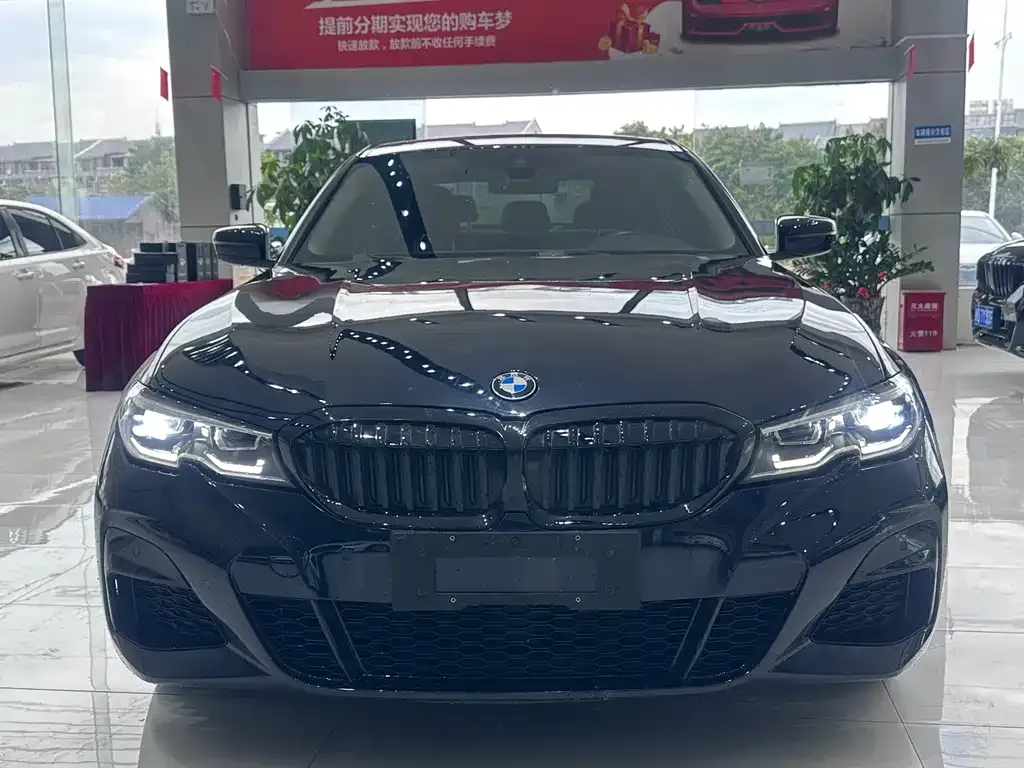 BMW 3 Series 2022 из CN, фото 6