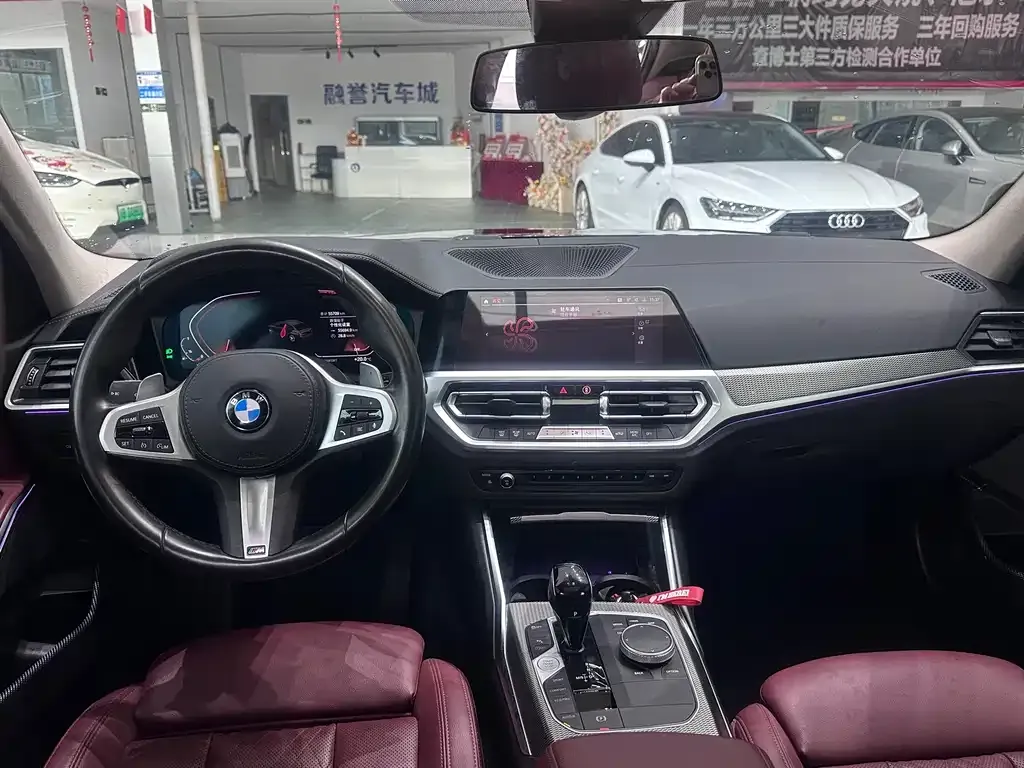BMW 3 Series 2022 из CN, фото 2