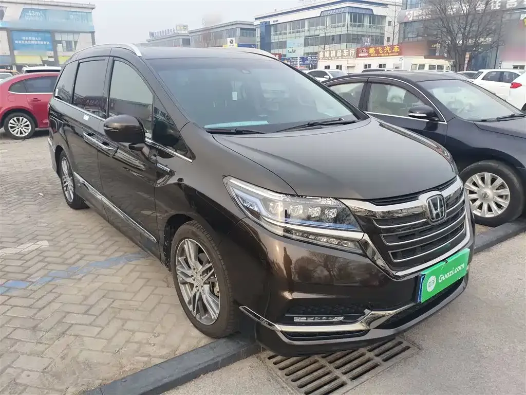 Honda Elysion 2021 из CN, фото 5